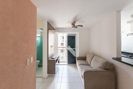 Sala de apartamento para alugar com 2 quartos, 50m² em São Cristóvão, Rio de Janeiro
