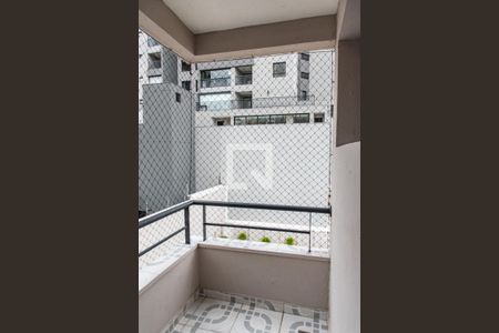 Apartamento à venda com 90m², 3 quartos e 2 vagasVaranda do quarto 2