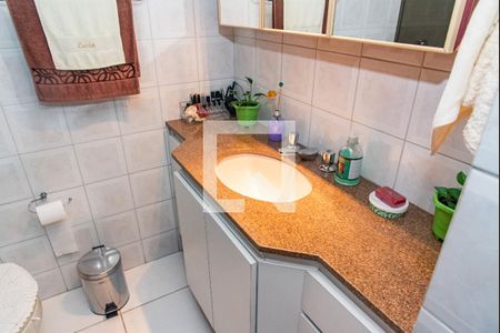 Apartamento à venda com 90m², 3 quartos e 2 vagasBanheiro da suíte