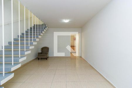 Sala de casa para alugar com 2 quartos, 93m² em Santo Amaro, São Paulo