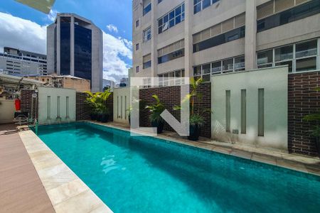 Apartamento à venda com 161m², 2 quartos e 1 vaga Apartamento à venda com 161m², 2 quartos e 1 vagaPiscina