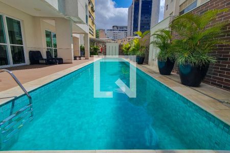 Apartamento à venda com 161m², 2 quartos e 1 vaga Apartamento à venda com 161m², 2 quartos e 1 vagaPiscina