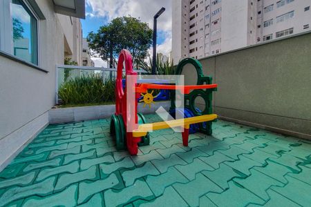 Apartamento à venda com 161m², 2 quartos e 1 vaga Apartamento à venda com 161m², 2 quartos e 1 vagaPlayground