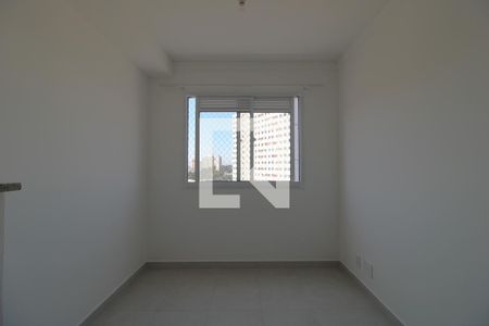Sala  de apartamento para alugar com 1 quarto, 27m² em Jardim Cidália, São Paulo