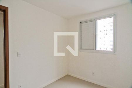 Quarto 1 de apartamento para alugar com 2 quartos, 45m² em Jardim Iris, São Paulo