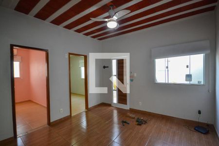 sala de casa para alugar com 2 quartos, 70m² em Jardim Tropical, Nova Iguaçu