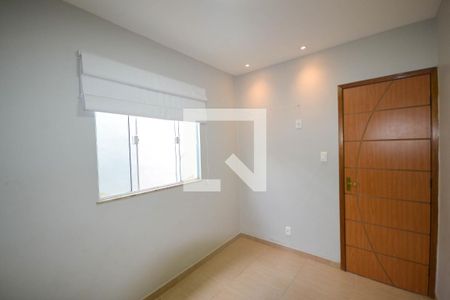 Quarto 1 de casa para alugar com 2 quartos, 70m² em Jardim Tropical, Nova Iguaçu