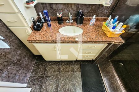 Casa à venda com 250m², 3 quartos e 2 vagasBanheiro Social