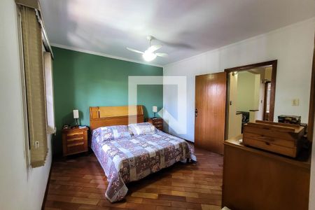 Casa à venda com 250m², 3 quartos e 2 vagasQuarto 3 - Suíte