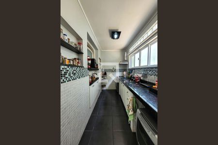 Casa à venda com 250m², 3 quartos e 2 vagasCozinha