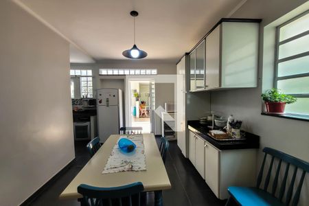 Casa à venda com 250m², 3 quartos e 2 vagasCopa