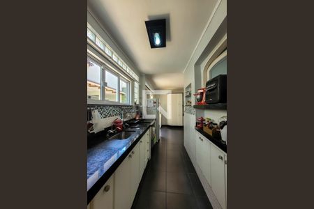 Casa à venda com 250m², 3 quartos e 2 vagasCozinha