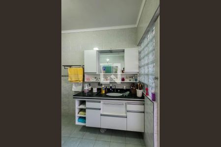 Casa à venda com 250m², 3 quartos e 2 vagasBanheiro Quarto 3 - Suíte