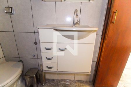 Casa para alugar com 240m², 3 quartos e 2 vagasBanheiro 3