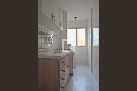 Cozinha e Área de Serviço de kitnet/studio para alugar com 1 quarto, 42m² em Botafogo, Campinas