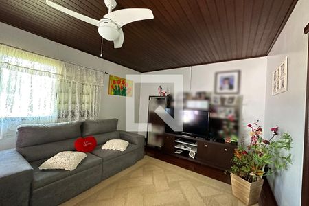 Sala de casa à venda com 3 quartos, 133m² em Vicentina, São Leopoldo