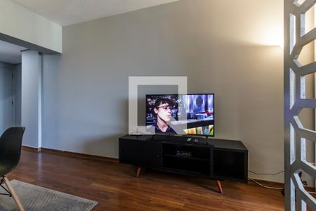 Sala de TV de apartamento para alugar com 1 quarto, 50m² em Alphaville Industrial, Barueri
