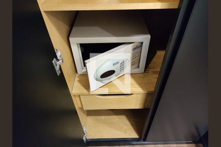 Apartamento para alugar com 1 quarto, 50m² em Alphaville Industrial, Barueri