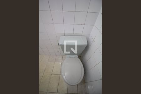 Casa para alugar com 60m², 2 quartos e 2 vagasBanheiro