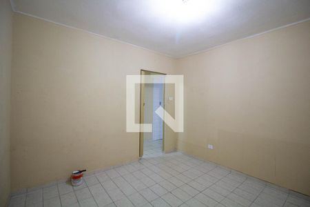 Quarto 2 de casa para alugar com 2 quartos, 60m² em Vila Campanela, São Paulo