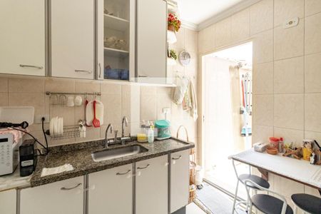 Casa à venda com 95m², 3 quartos e 2 vagas Casa à venda com 95m², 3 quartos e 2 vagasCozinha