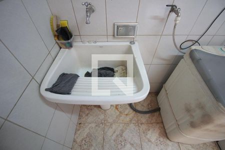 Casa à venda com 240m², 5 quartos e 8 vagasÁrea de Serviço