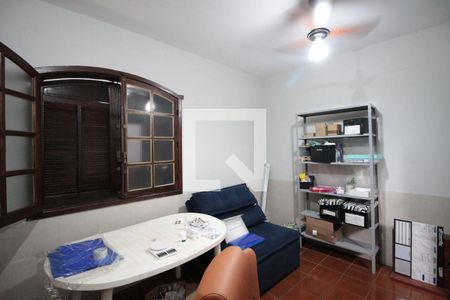 Casa à venda com 240m², 5 quartos e 8 vagasQuarto 3