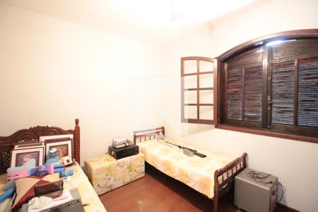 Casa à venda com 240m², 5 quartos e 8 vagasQuarto 2