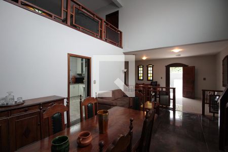 Casa à venda com 240m², 5 quartos e 8 vagasCopa