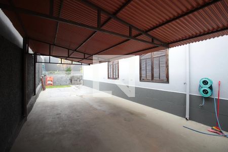 Casa à venda com 240m², 5 quartos e 8 vagasGaragem