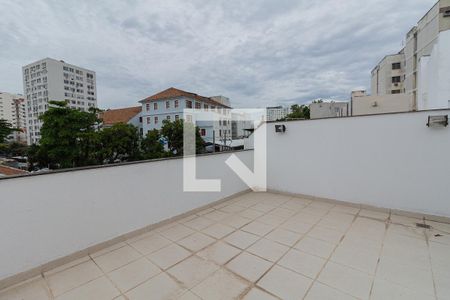 Casa de condomínio à venda com 90m², 4 quartos e 1 vaga Casa de condomínio à venda com 90m², 4 quartos e 1 vagaTerraço