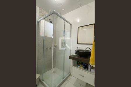 Apartamento à venda com 80m², 3 quartos e 2 vagasBanheiro da Suíte