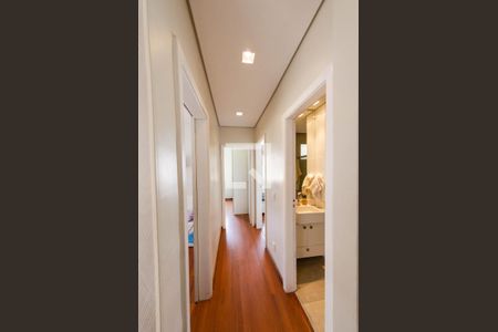 Corredor de apartamento à venda com 3 quartos, 120m² em Nova Granada, Belo Horizonte