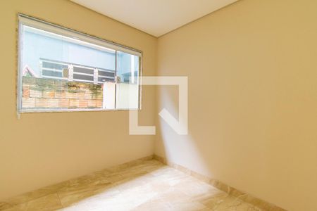 Quarto 3 de casa de condomínio para alugar com 3 quartos, 90m² em Parque Independência, São Paulo