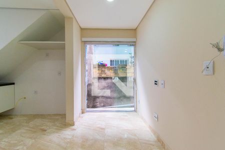 Sala/Cozinha de casa de condomínio para alugar com 3 quartos, 90m² em Parque Independência, São Paulo