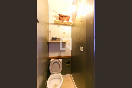 Casa à venda com 150m², 2 quartos e 4 vagasBanheiro de serviço