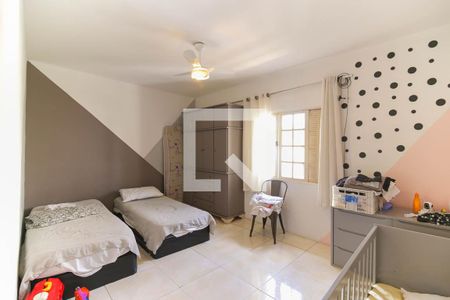 Quarto 1 de casa à venda com 2 quartos, 150m² em Jardim Maria Rosa, Taboão da Serra