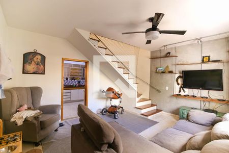 Sala de casa à venda com 2 quartos, 150m² em Jardim Maria Rosa, Taboão da Serra