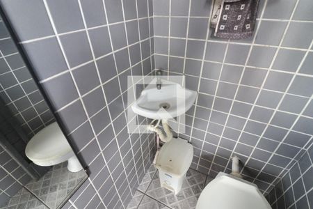 Casa à venda com 190m², 5 quartos e 2 vagasBanheiro 2