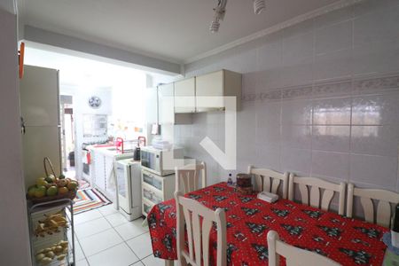 Casa à venda com 190m², 5 quartos e 2 vagasCozinha 