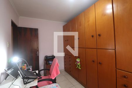 Casa à venda com 190m², 5 quartos e 2 vagasQuarto 2 