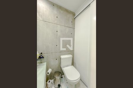 Apartamento à venda com 70m², 2 quartos e 1 vaga Apartamento à venda com 70m², 2 quartos e 1 vagaBanheiro 2