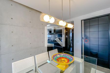 Apartamento à venda com 70m², 2 quartos e 1 vaga Apartamento à venda com 70m², 2 quartos e 1 vagaSala