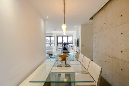 Apartamento à venda com 70m², 2 quartos e 1 vaga Apartamento à venda com 70m², 2 quartos e 1 vagaSala