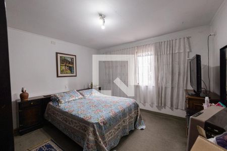 Casa à venda com 175m², 3 quartos e 3 vagasSuite