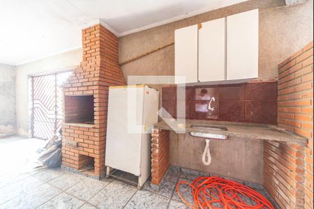 Casa para alugar com 220m², 3 quartos e 2 vagasChurrasqueira