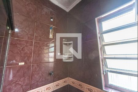 Casa para alugar com 220m², 3 quartos e 2 vagasBanheiro Social