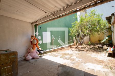 Casa para alugar com 60m², 1 quarto e 1 vaga Casa para alugar com 60m², 1 quarto e 1 vagaÁrea de Serviço e quintal