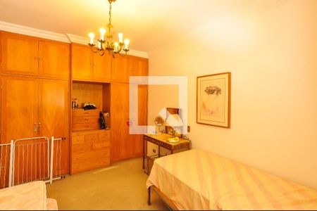 Apartamento à venda com 297m², 3 quartos e 3 vagas Apartamento à venda com 297m², 3 quartos e 3 vagasSuíte 2