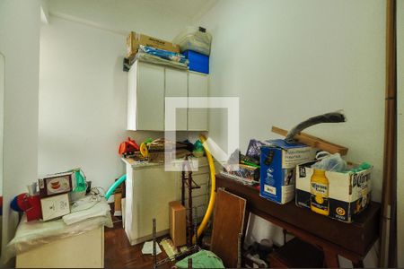 Apartamento à venda com 297m², 3 quartos e 3 vagas Apartamento à venda com 297m², 3 quartos e 3 vagasDepósito